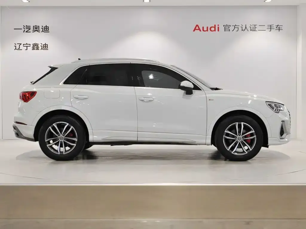 Audi Q3 — фото 2