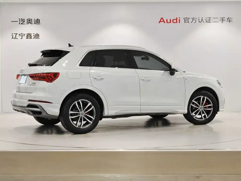 Audi Q3 — фото 3
