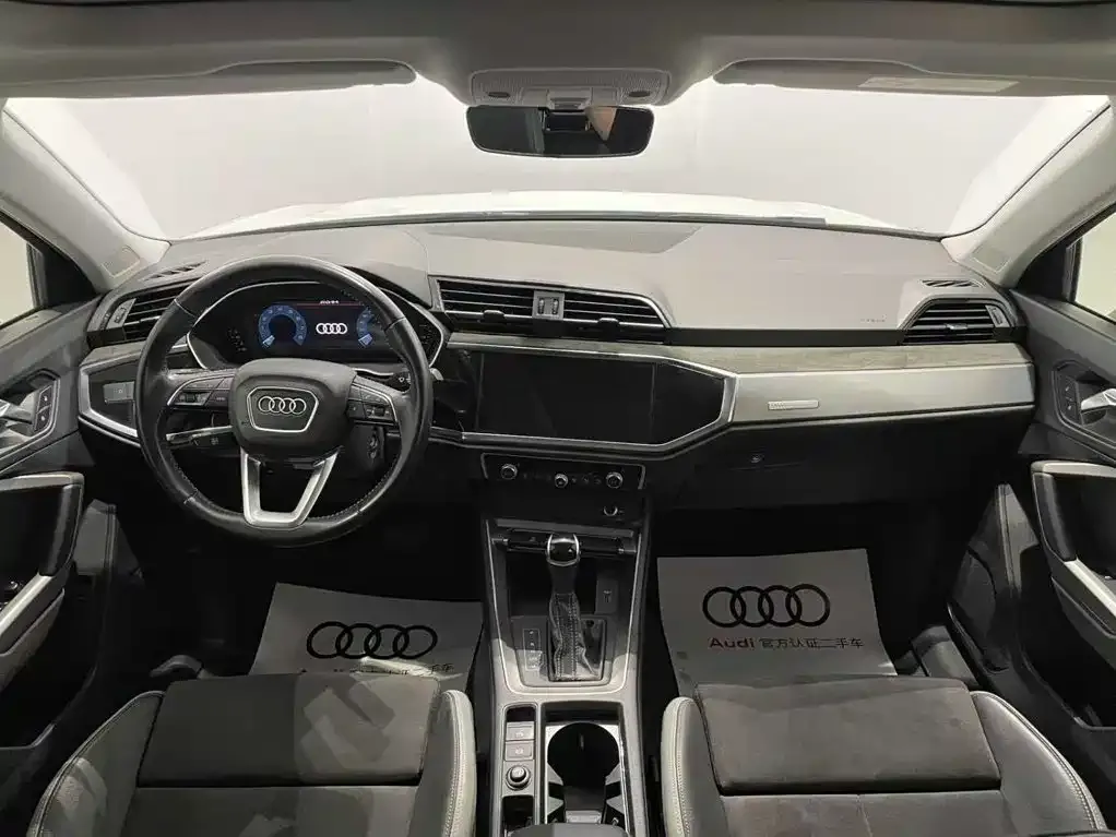 Audi Q3 — фото 8