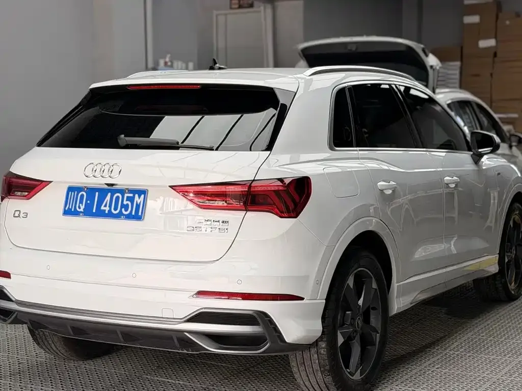 Audi Q3 — фото 5