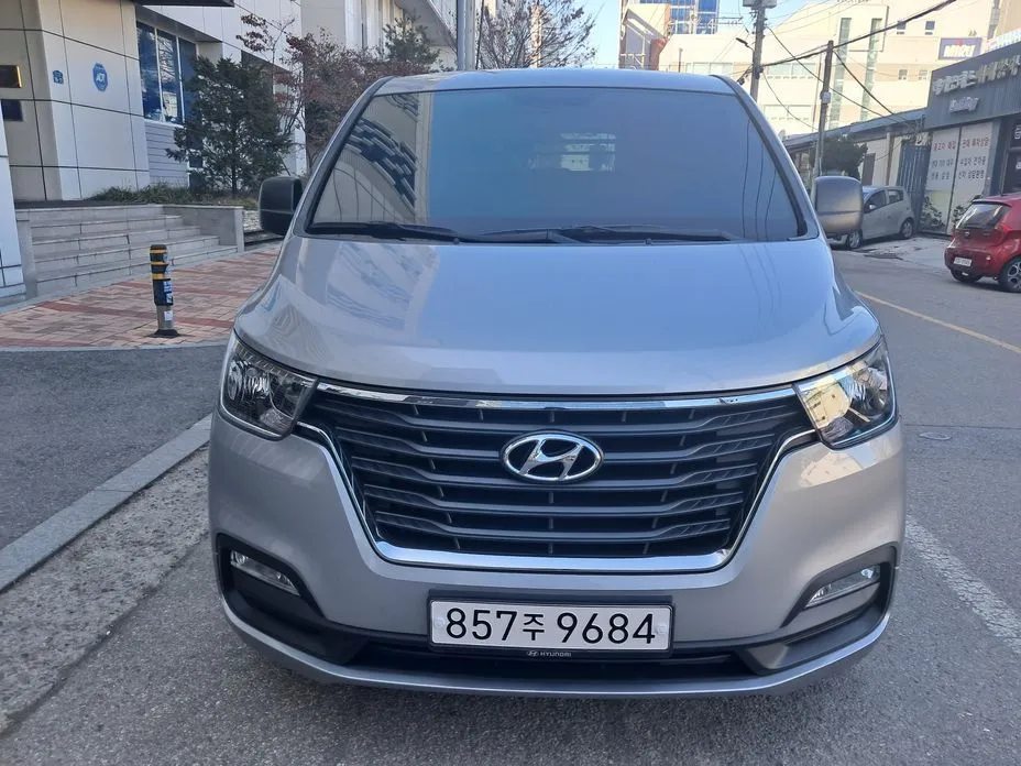 Hyundai Starex — фото 8