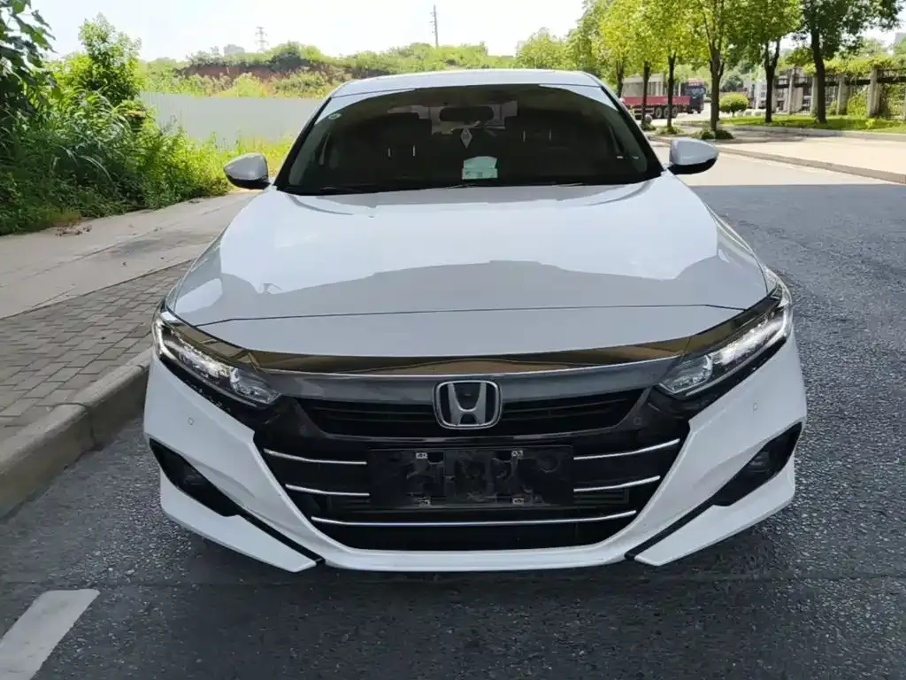 Honda Accord — фото 3