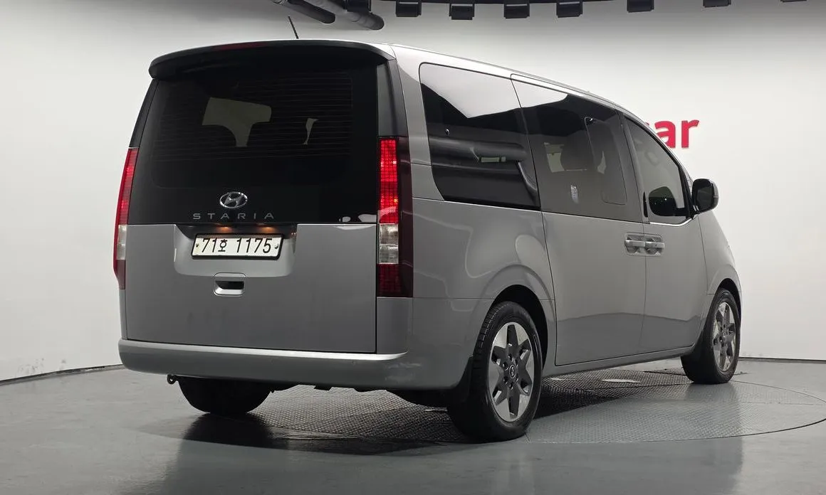 Hyundai Staria — фото 4