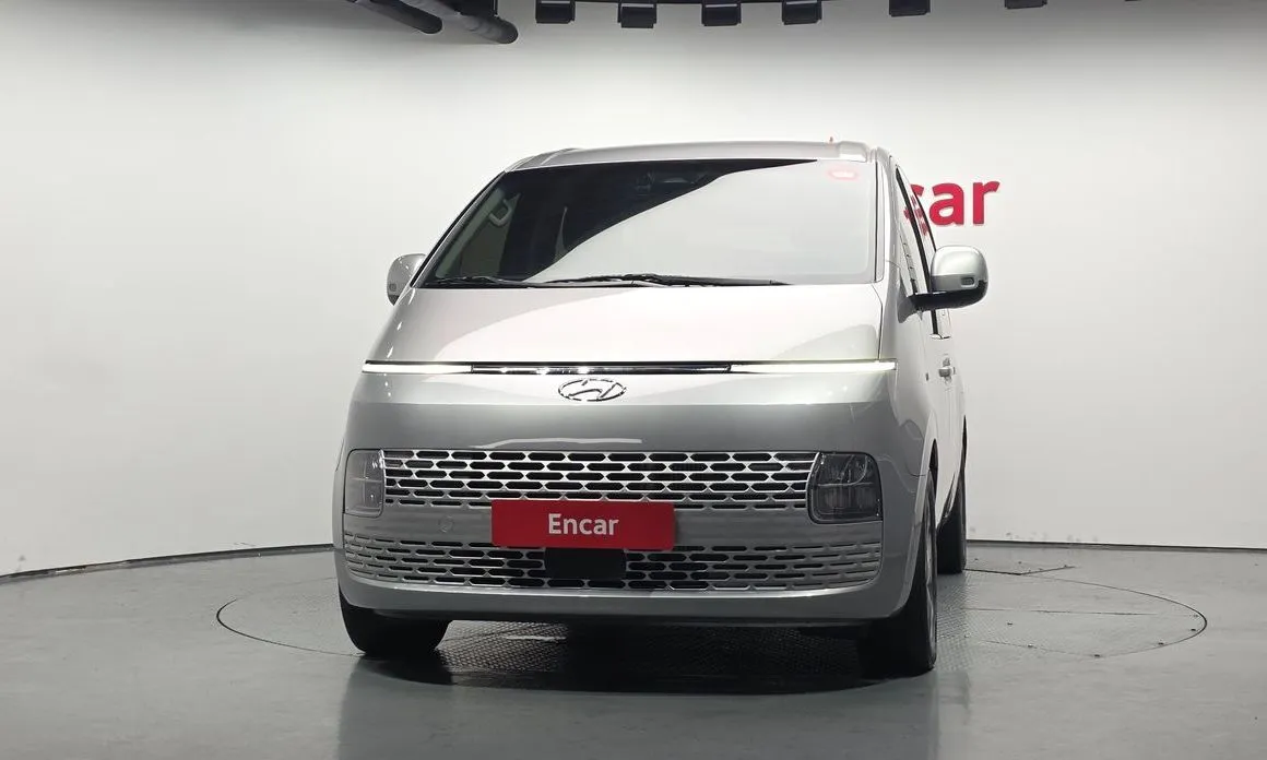 Hyundai Staria — фото 2