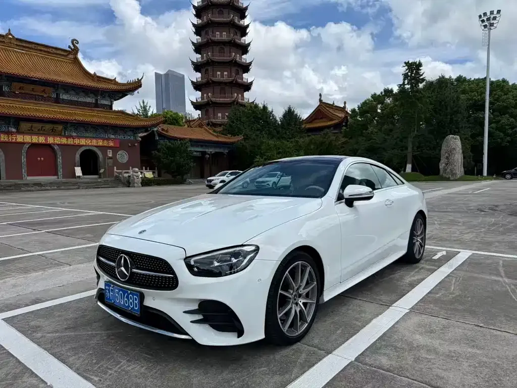 Mercedes-Benz E-Class (Import) — фото 1
