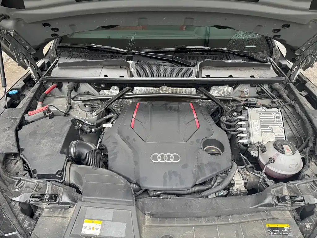 Audi SQ5 — фото 6