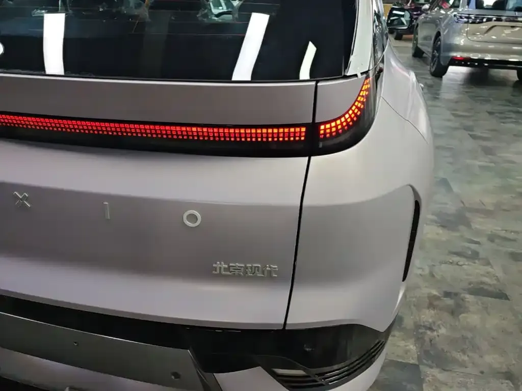 Hyundai EO — фото 9
