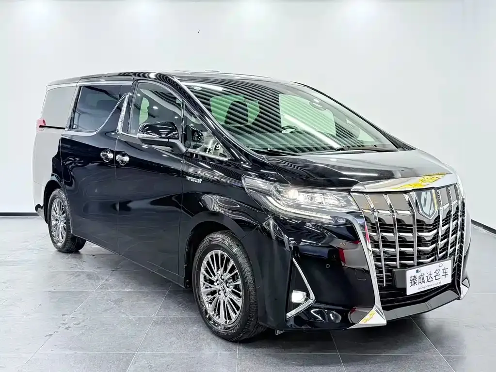 Toyota Alphard — фото 7
