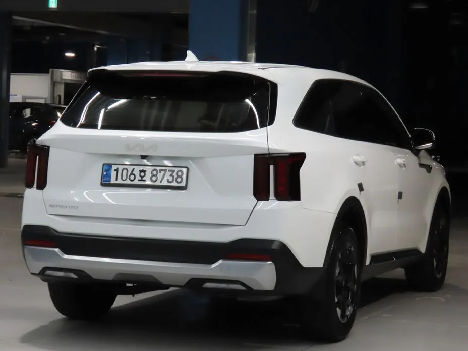 Kia Sorento — фото 5