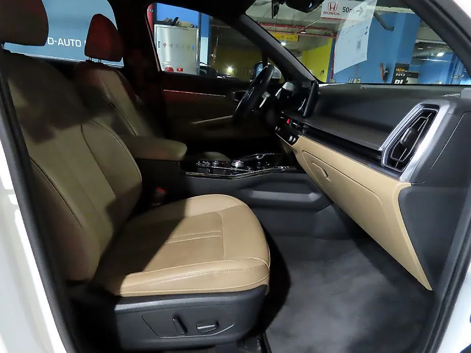 Kia Sorento — фото 9