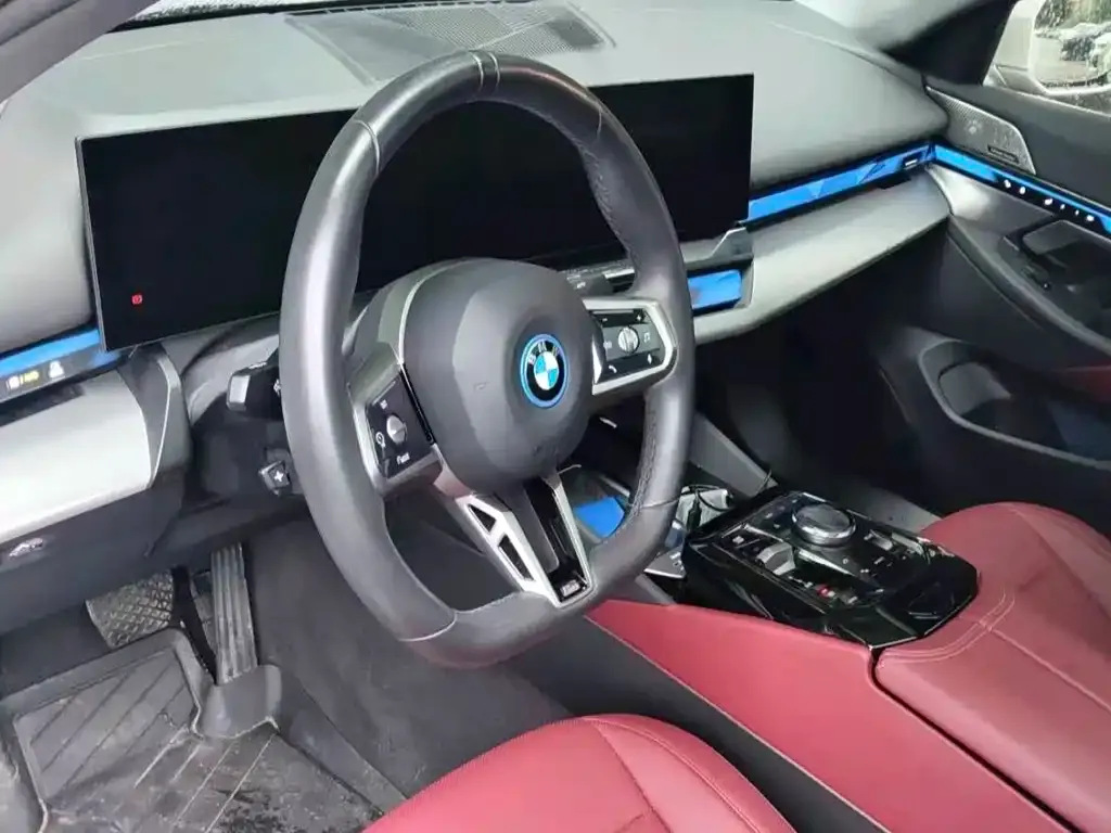 BMW i5 — фото 4