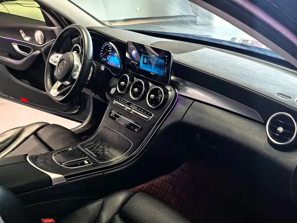 Mercedes-Benz C-Class — фото 10