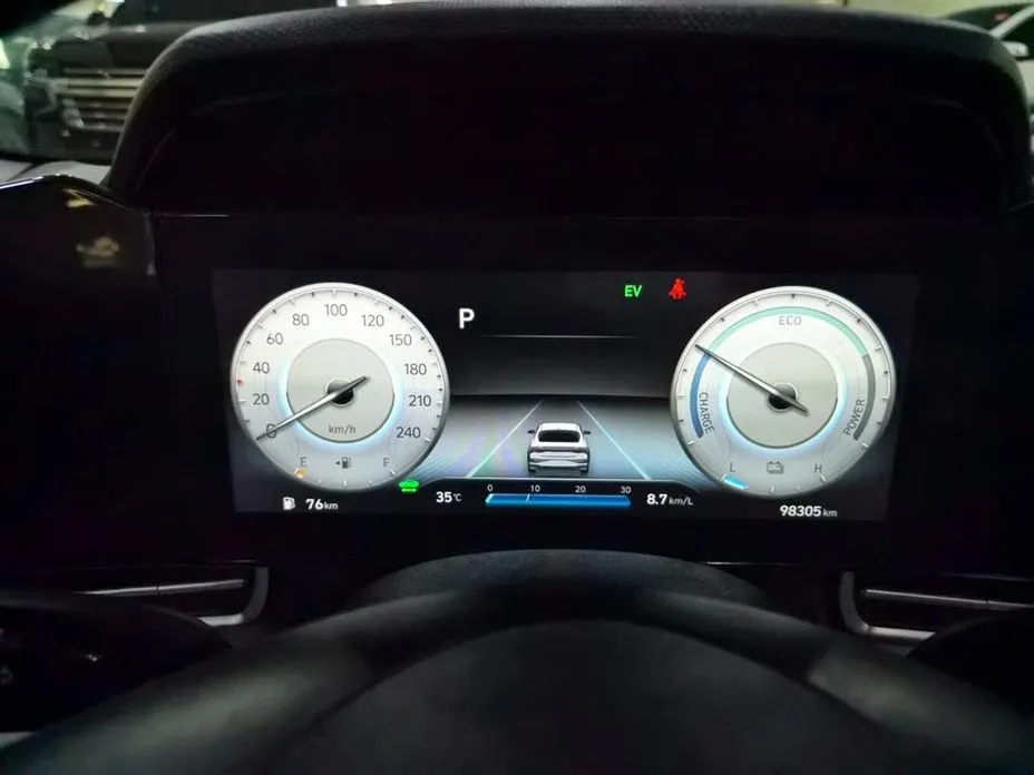 Hyundai AVANTE — фото 2