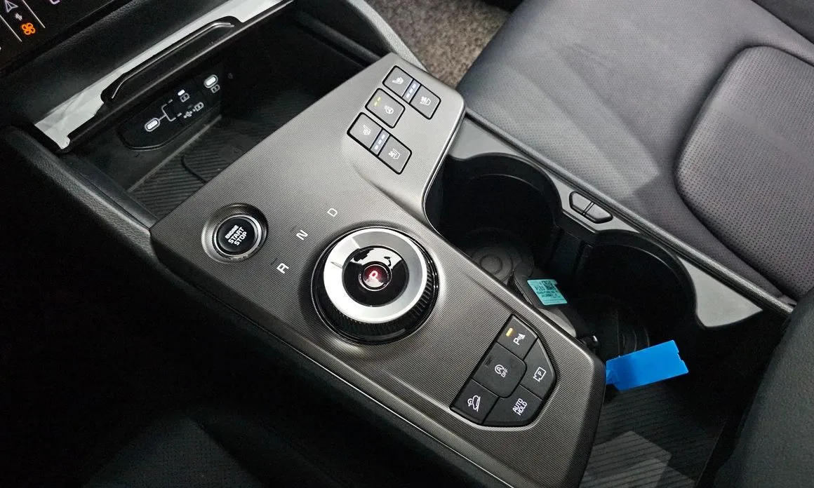 Kia Sportage — фото 9