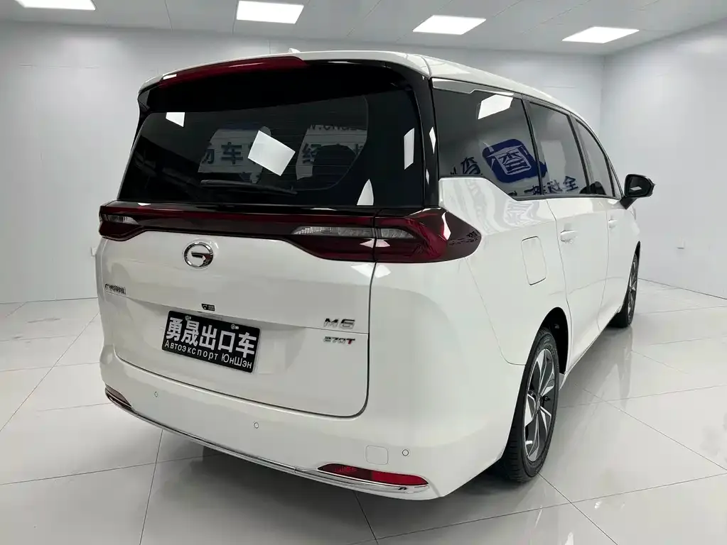 GAC Motor Trumpchi M6 — фото 8