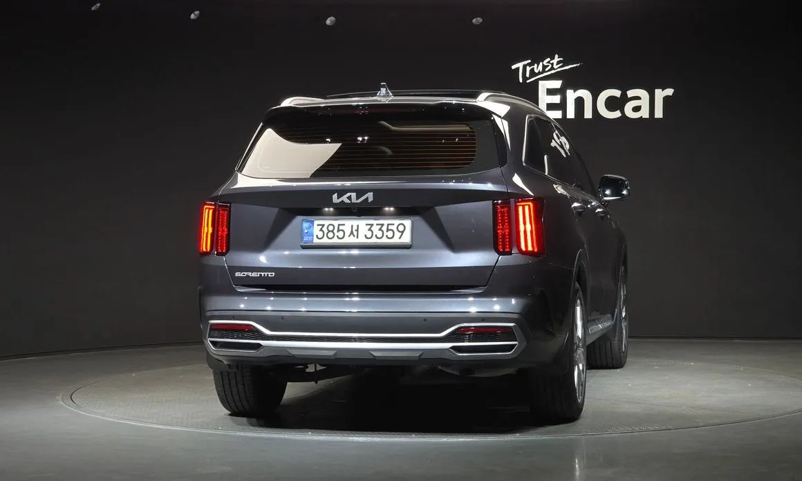 Kia Sorento — фото 7