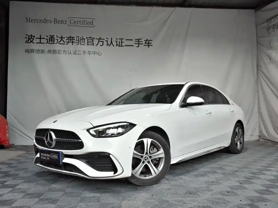 Mercedes-Benz C-Class — фото 1