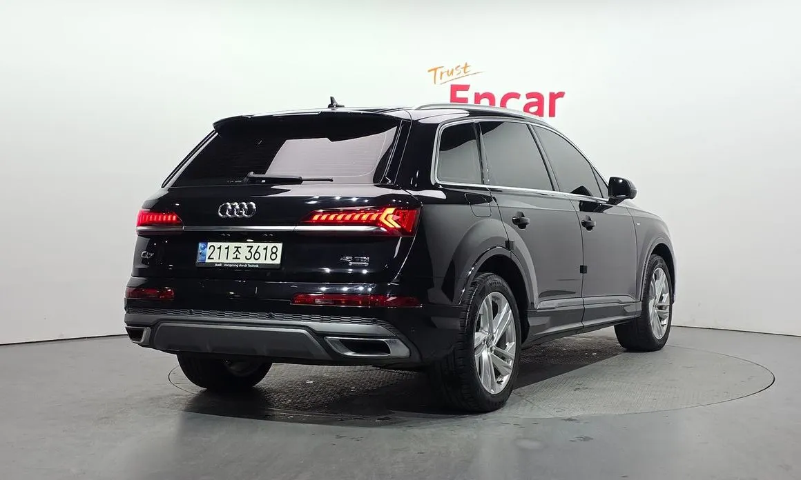 Audi Q7 — фото 4