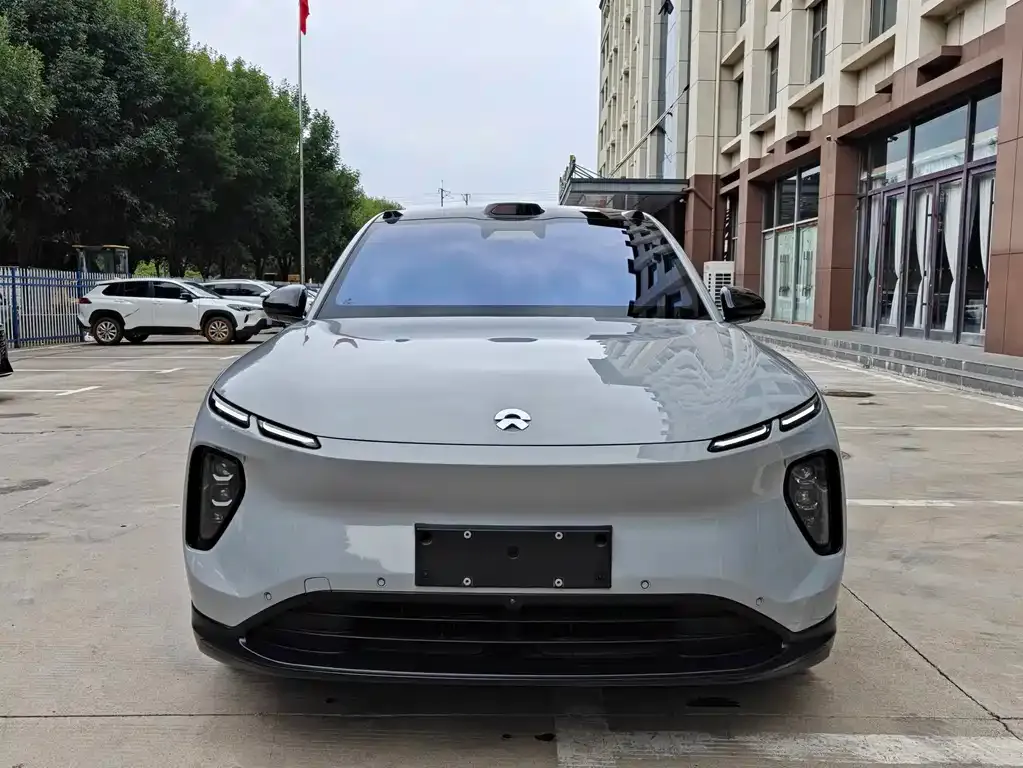 NIO EC6 — фото 8