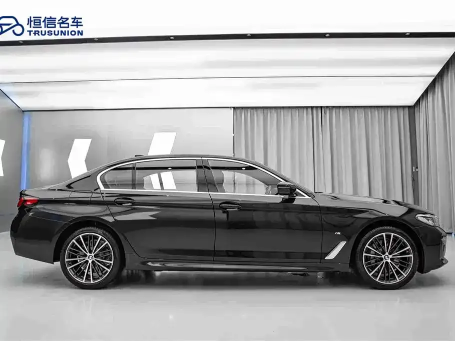 BMW 5 Series — фото 3
