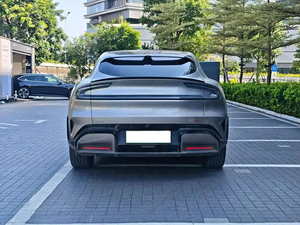 Xiaomi YU7 — фото 9