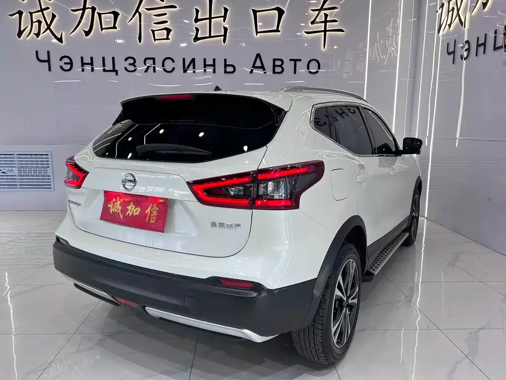 Nissan Qashqai — фото 4