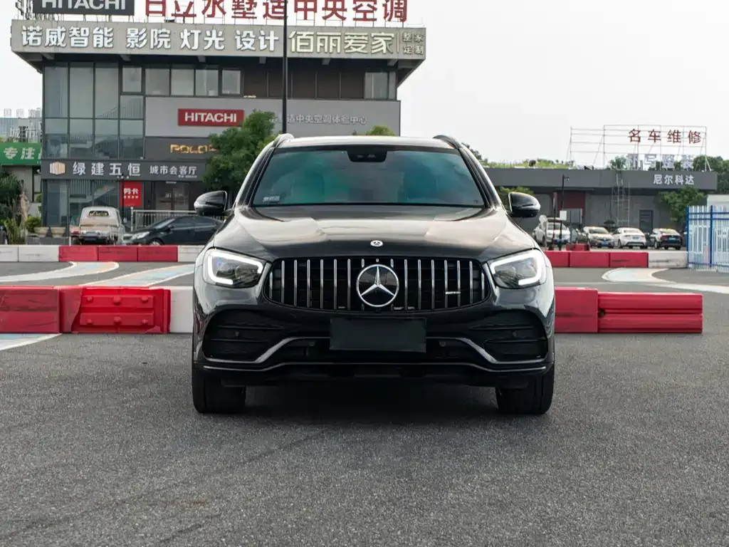 Mercedes-Benz GLC AMG — фото 7