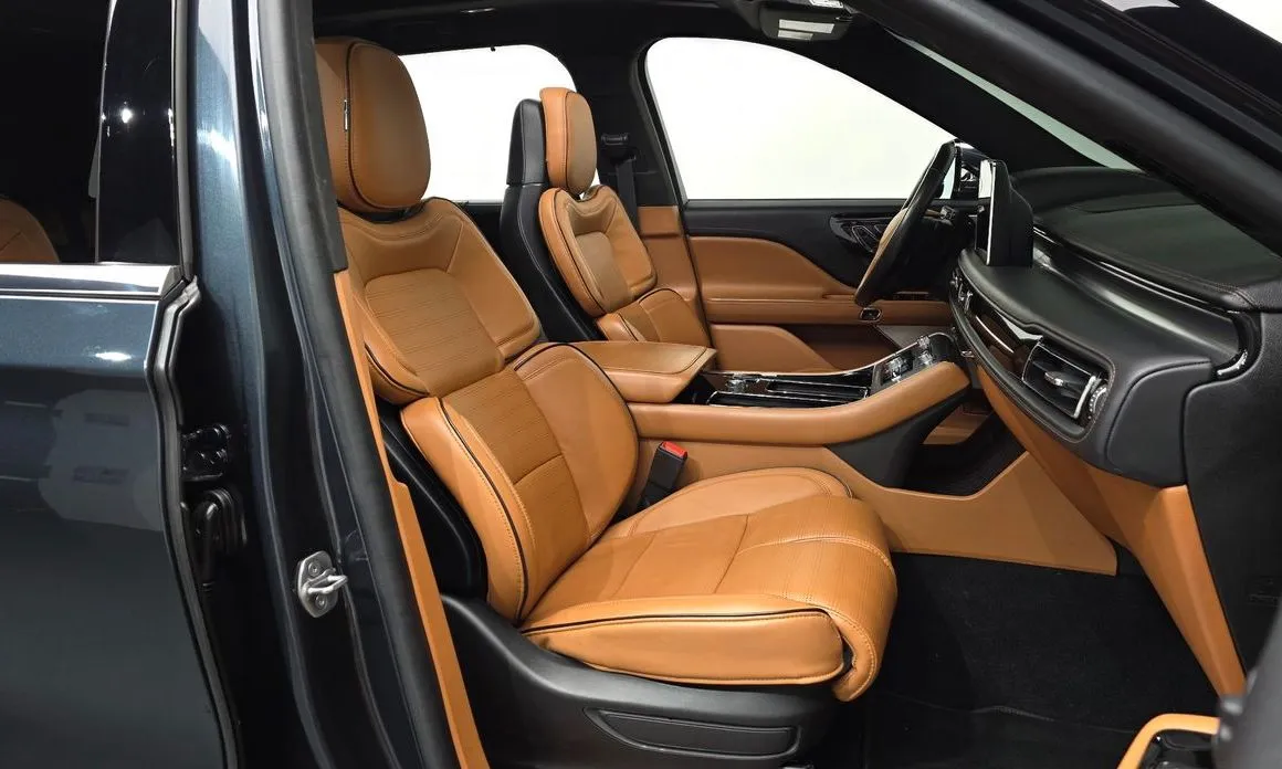 Lincoln Aviator — фото 10