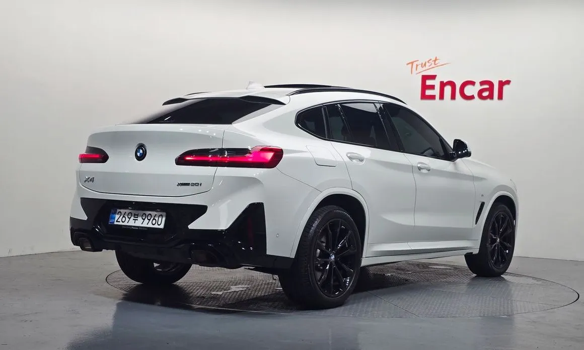 BMW X4 — фото 7