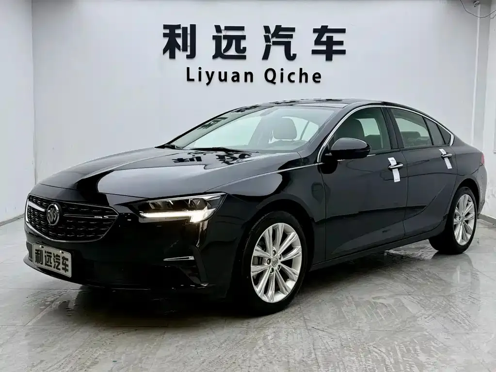Buick Regal — фото 1