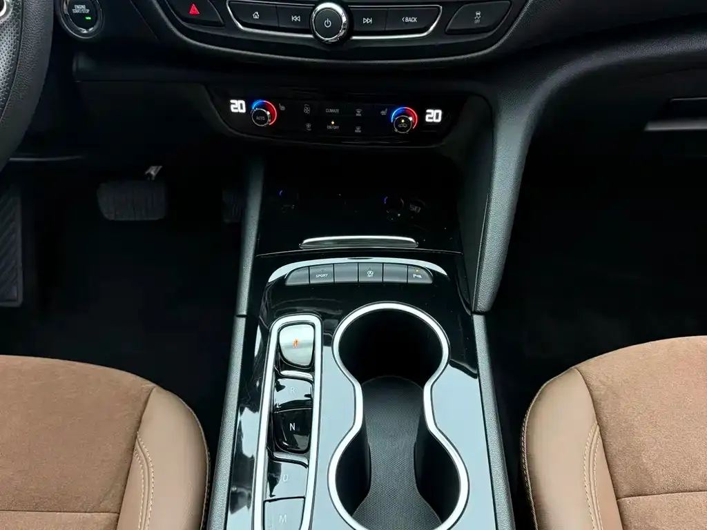 Buick Regal — фото 10