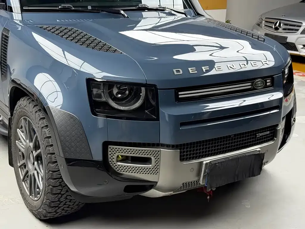Land Rover Defender — фото 8