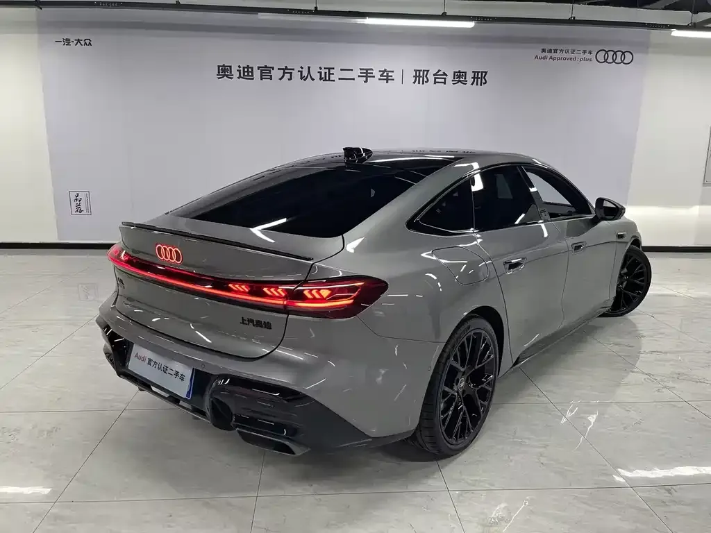 Audi A5L Sportback — фото 9