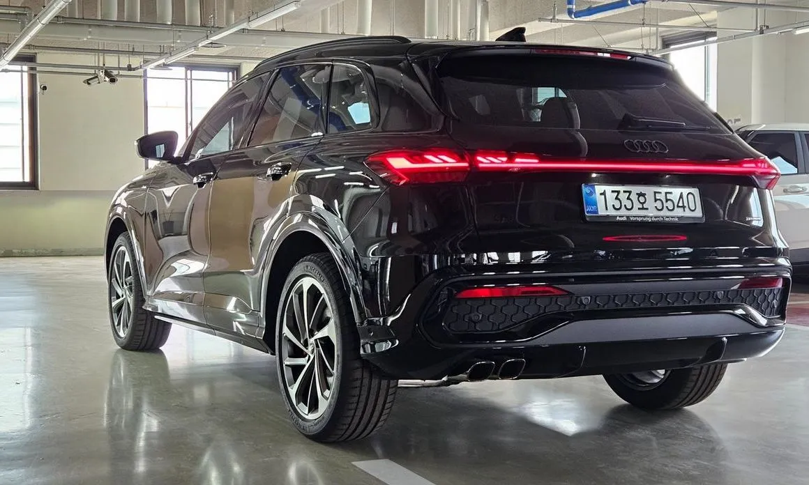 Audi Q5 — фото 10