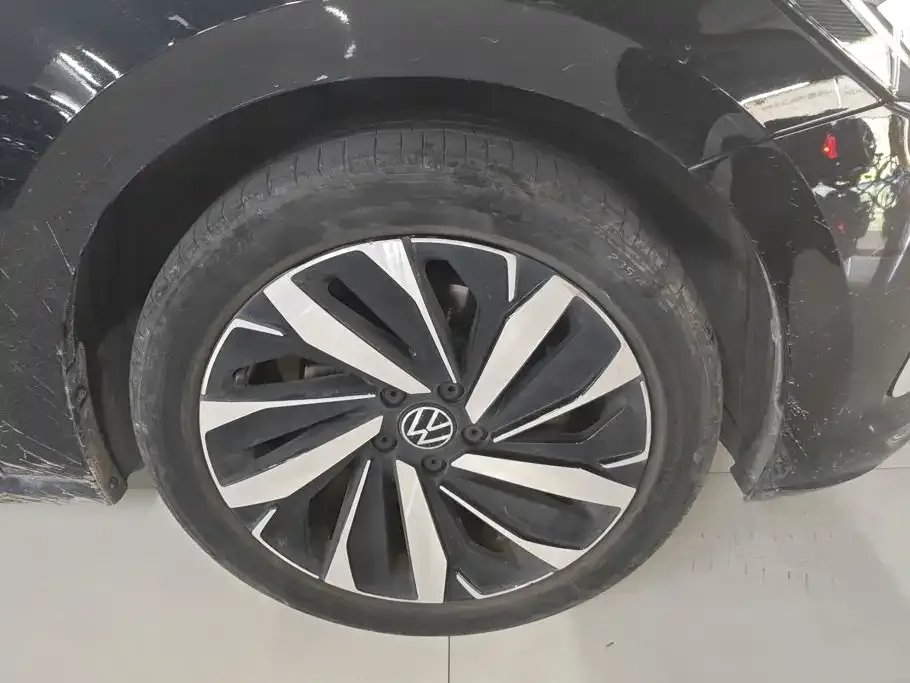 Volkswagen Passat — фото 4