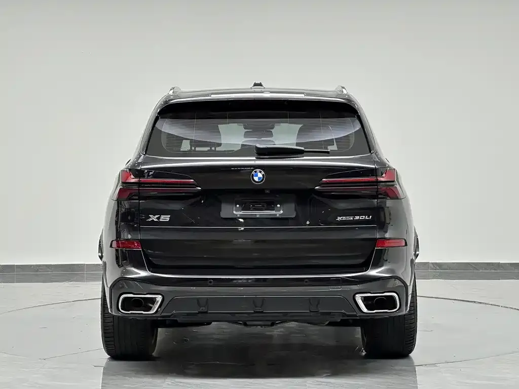BMW X5 — фото 2