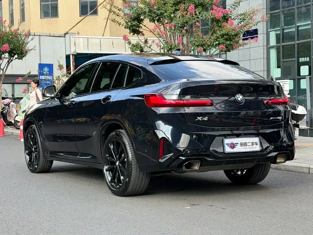 BMW X4 — фото 4