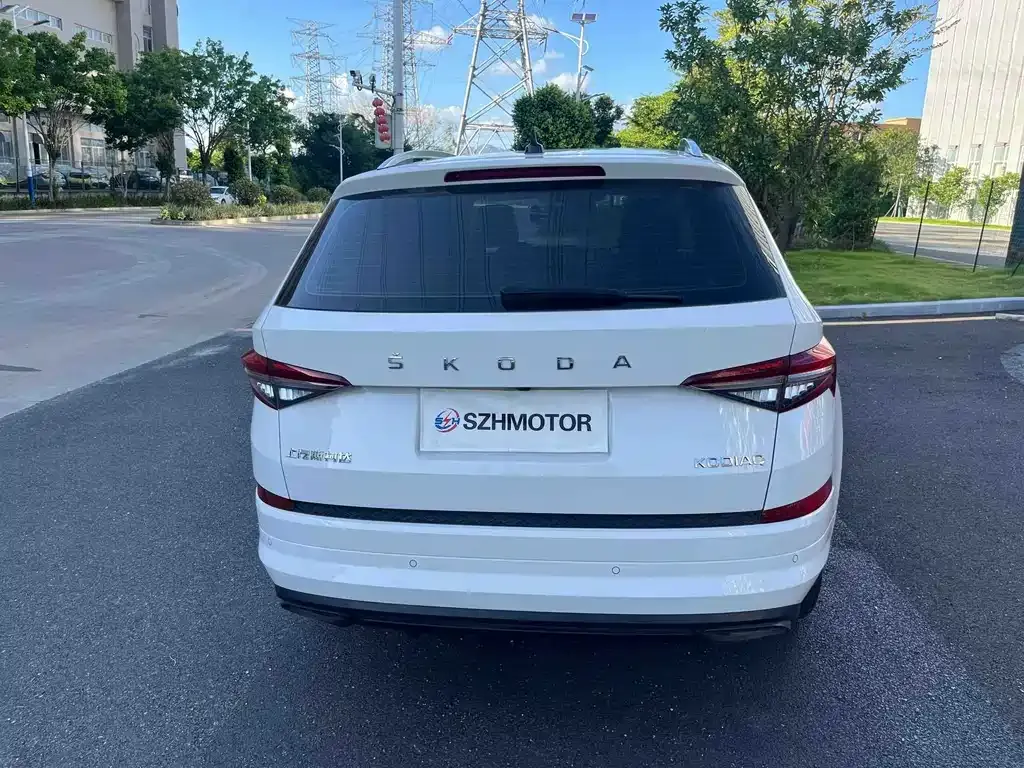 Skoda Kodiaq — фото 10