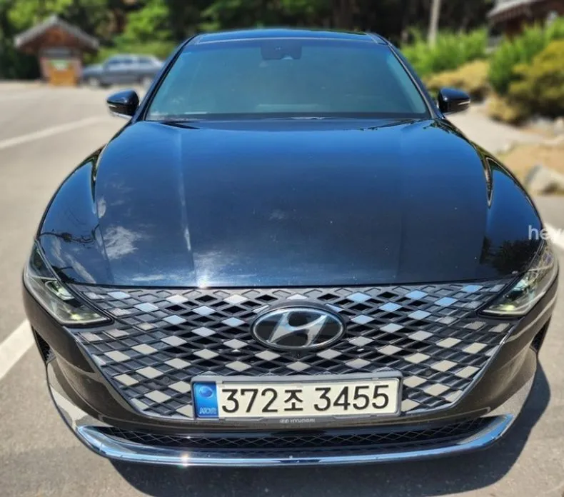 Hyundai Grandeur — фото 1