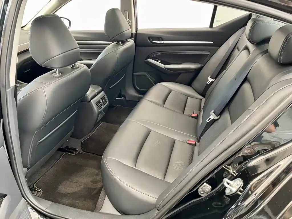 Nissan Teana — фото 4
