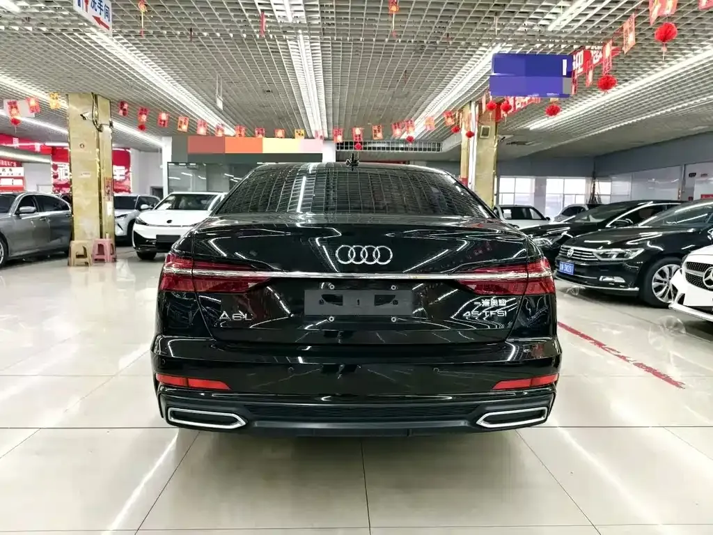 Audi A6L — фото 9