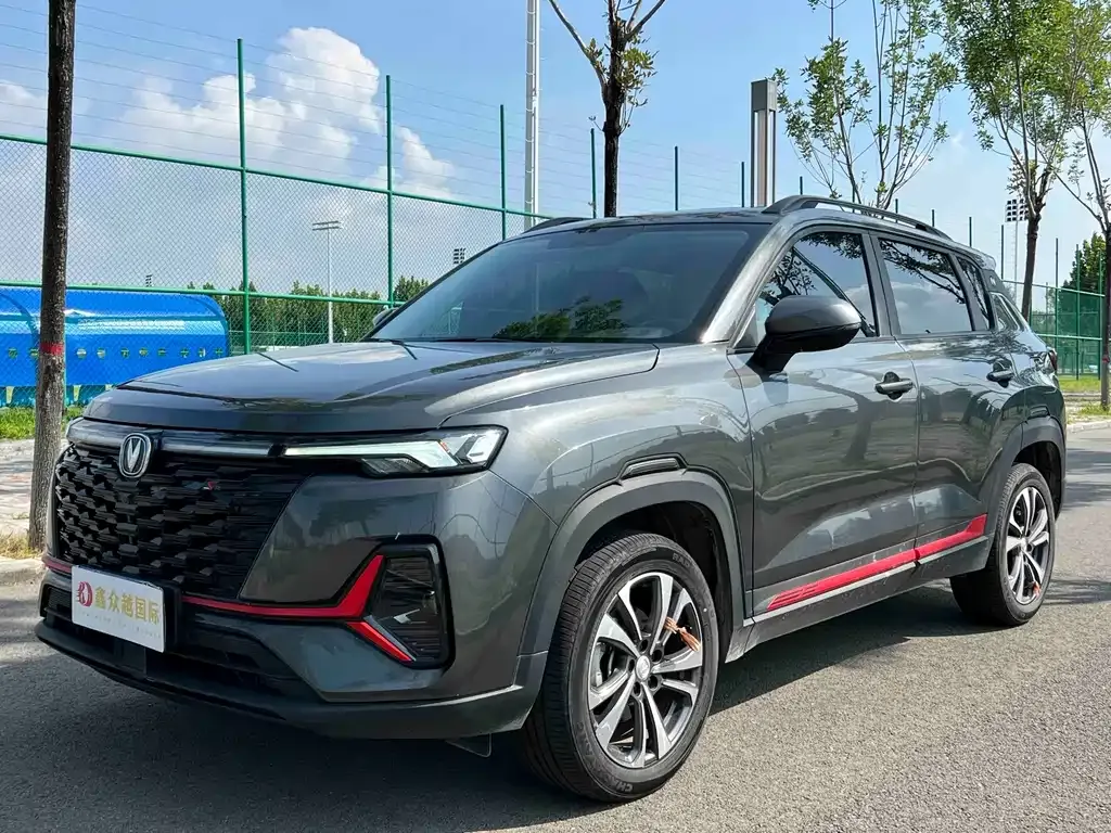 Changan CS35PLUS — фото 1