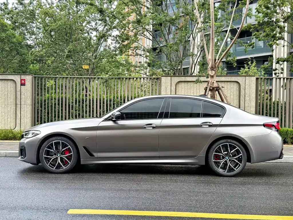 BMW 5 Series (Import) — фото 7