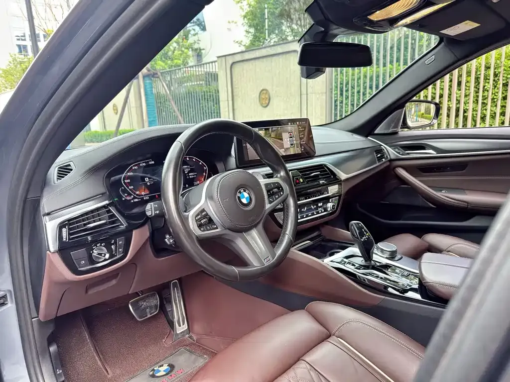 BMW 5 Series (Import) — фото 3