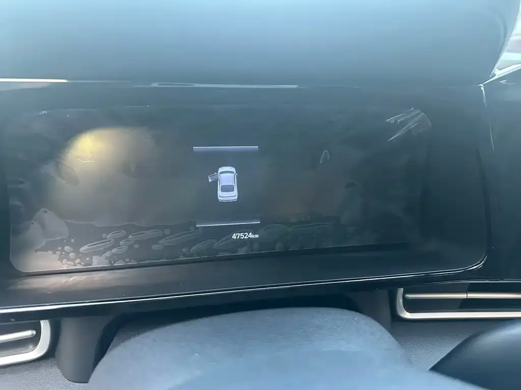 Hyundai Elantra — фото 2