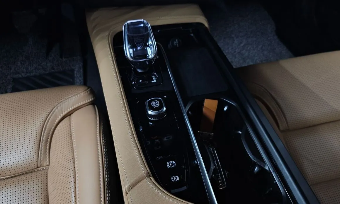 Volvo S90 — фото 9