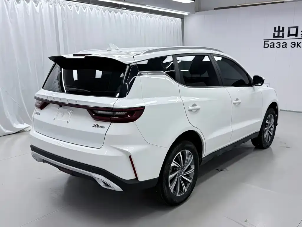 Geely Vision X6 — фото 6