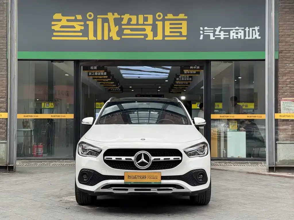Mercedes-Benz GLA — фото 4
