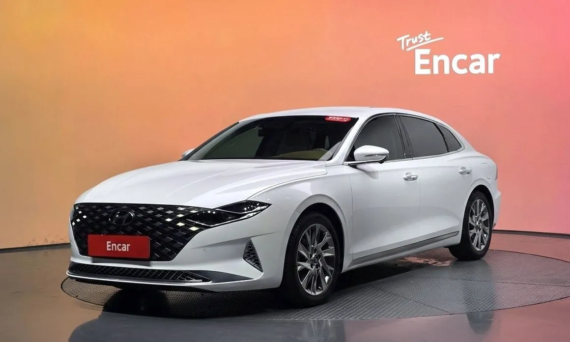 Hyundai Grandeur — фото 1
