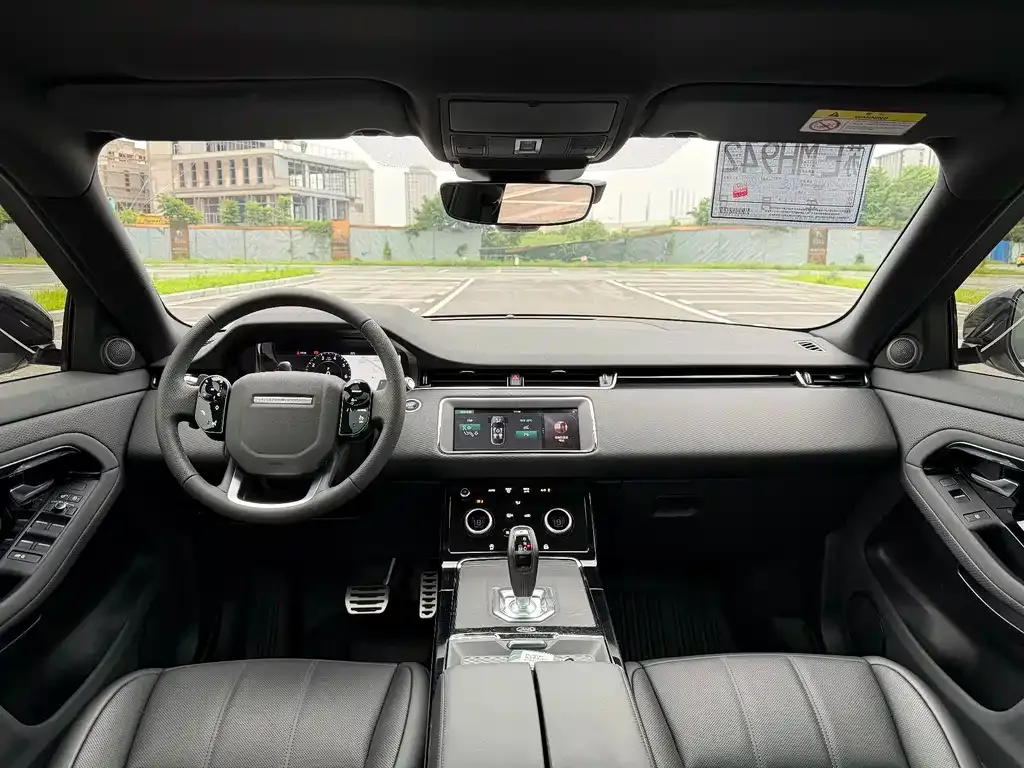 Land Rover Evoque — фото 6